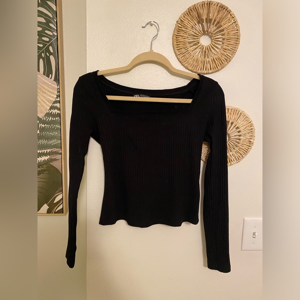 Selling because don’t have office job anymore
